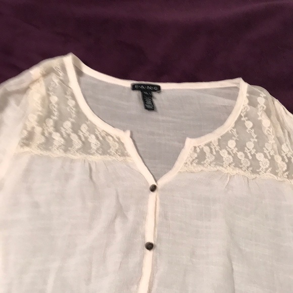 Ivory blouse with sheer floral mesh detail - Picture 2 of 5